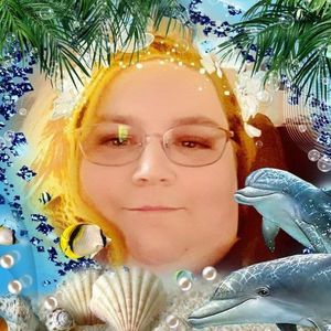 Meet your Posher, Candace